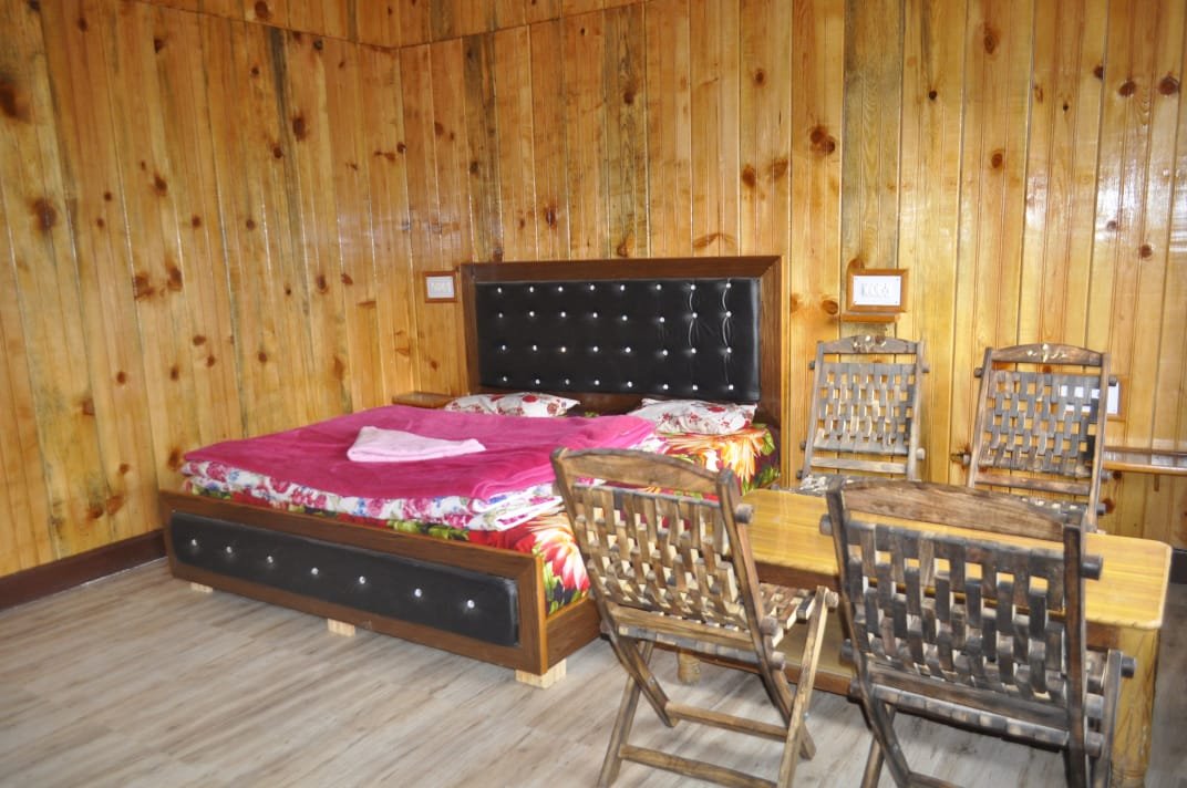 Double Deluxe - Bed